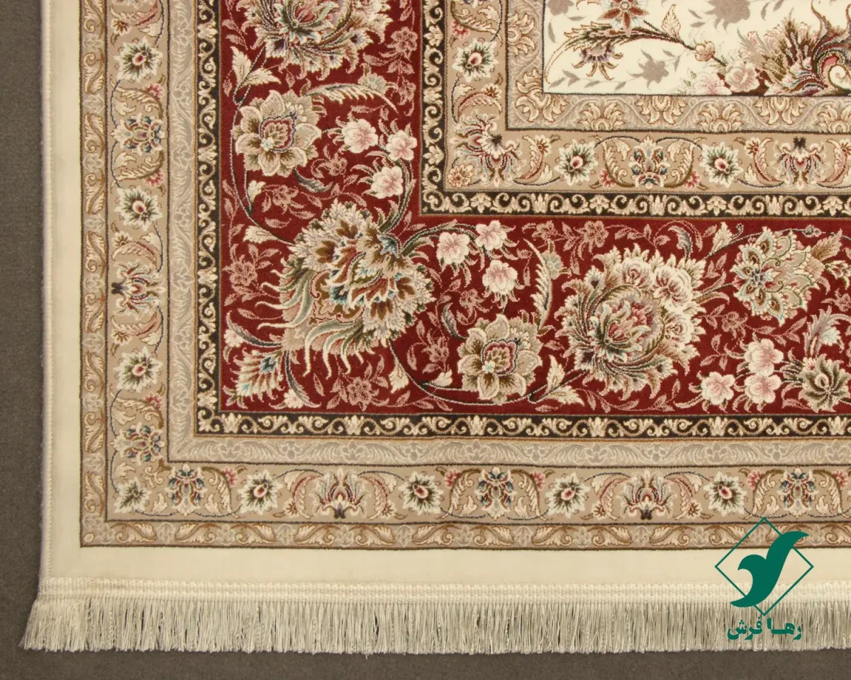 فرش کلاسیک سیران کرم حاشیه گلبهی