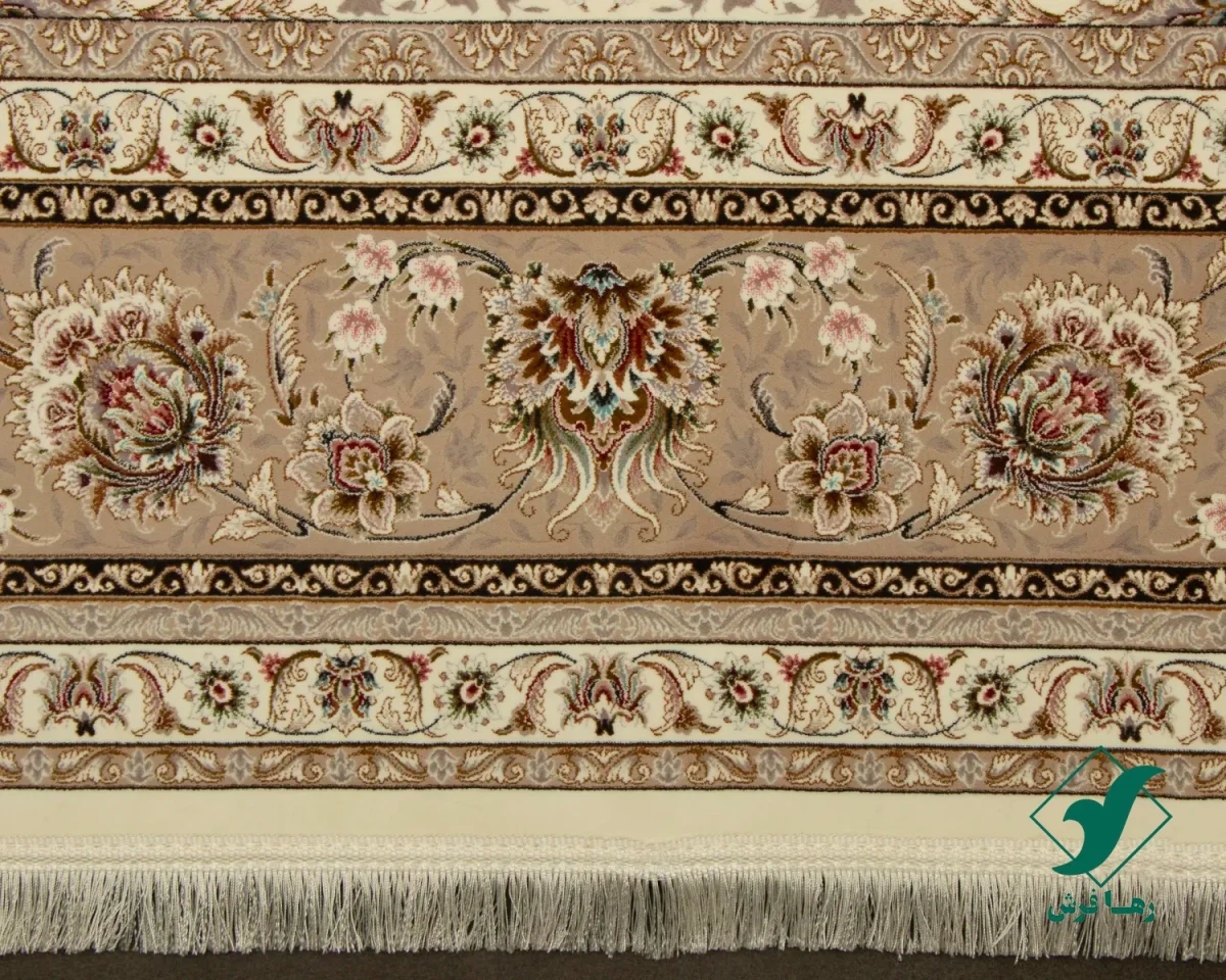siran-kerem-h-bezh-4.webp فرش کلاسیک سیران کرم حاشیه بژ